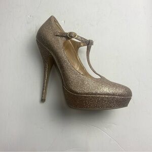 STEVE MADDEN "GAYLEE" GOLD SPARKLE STILETTO HEEL PLATFORM T-STRAP PUMPS SZ 8.5M